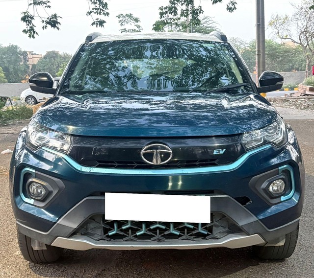 Tata Nexon EV XZ Plus - Photo 6