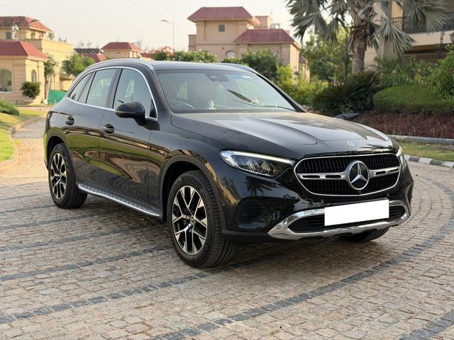 Mercedes-Benz GLC 300 Second-hand 2024 Mercedes-Benz GLC 300 for sale in New Delhi
