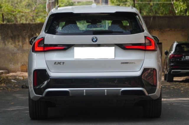 BMW iX1 xDrive30 M Sport - Photo 4