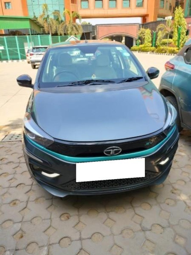 Tata Tiago EV XZ Plus LR - Photo 3