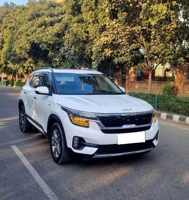 Kia Seltos HTX IVT Second-hand 2023 Kia Seltos HTX IVT for sale in New Delhi