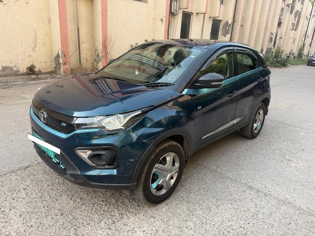 Tata Nexon EV XM - Photo 9