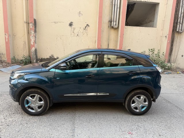 Tata Nexon EV XM - Photo 5