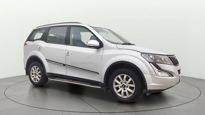 2015 Mahindra XUV500 W8 2WD
