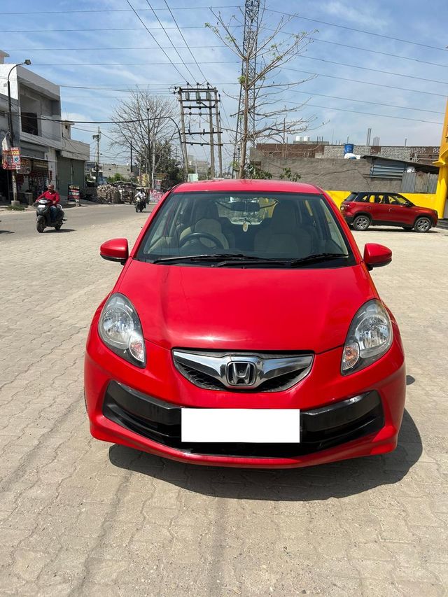 Honda Brio S MT Second-hand 2014 Honda Brio S MT for sale in Ludhiana