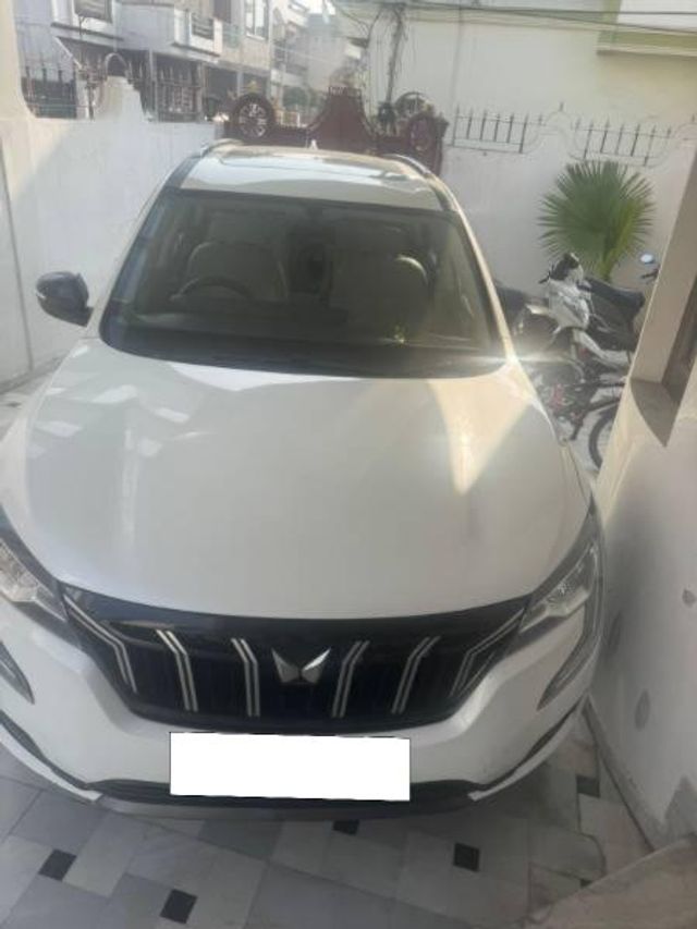Second-hand 2022 Mahindra XUV700 AX5 7 Str Diesel BSVI for sale in Muzaffarnagar