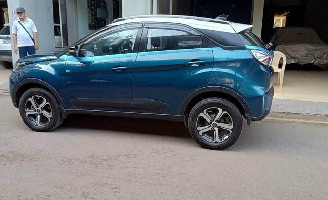 Tata Nexon EV XZ Plus - Photo 6