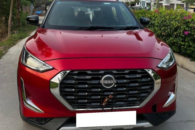 Nissan Magnite Kuro MT Second-hand 2023 Nissan Magnite Kuro MT for sale in Hyderabad