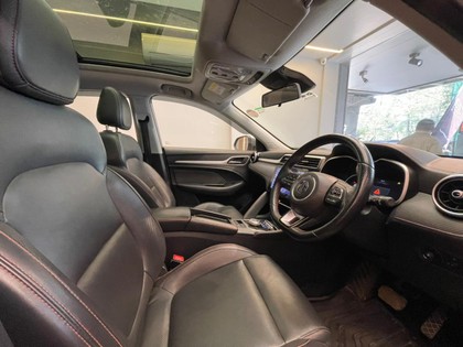 MG ZS EV Exclusive