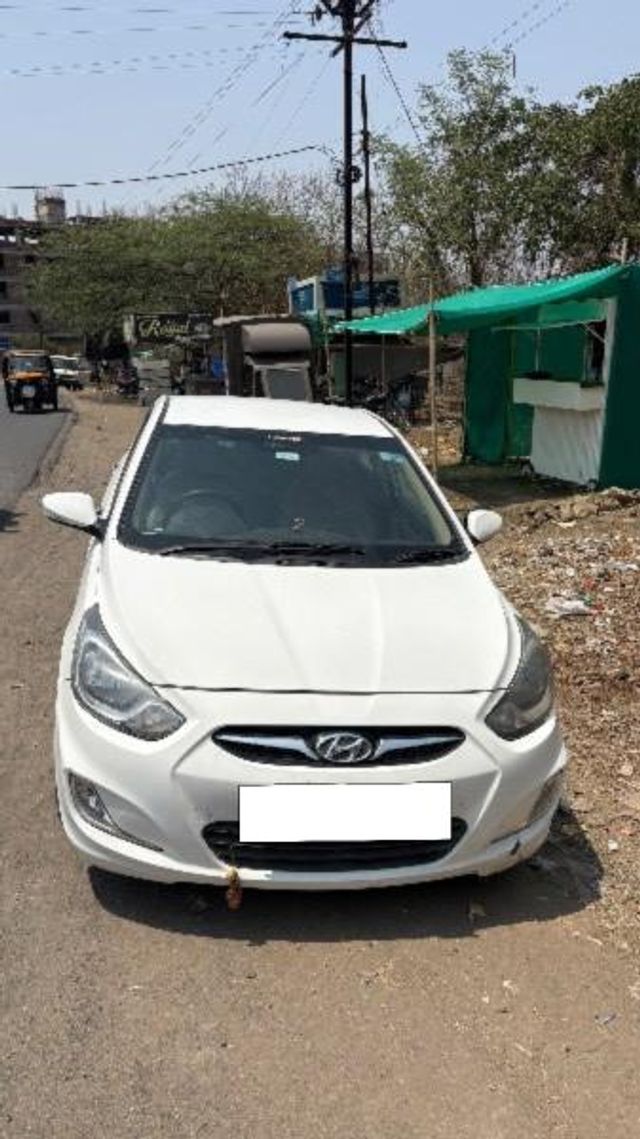Hyundai Verna 1.6 SX VTVT AT Second-hand 2011 Hyundai Verna 1.6 SX VTVT AT for sale in Akola
