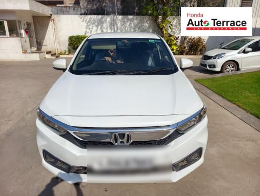 Honda Amaze On Road Price in Vadodara starts Rs.7.51 Lakh