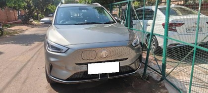 MG ZS EV Excite Pro