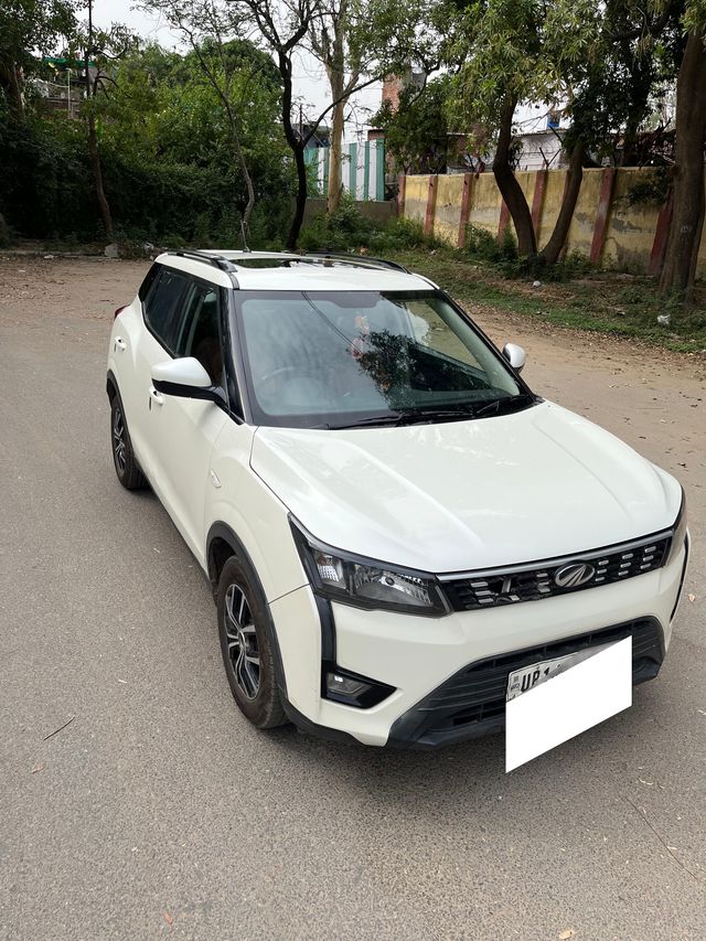Mahindra XUV300 W6 Sunroof BSVI Second-hand 2022 Mahindra XUV300 W6 Sunroof BSVI for sale in New Delhi