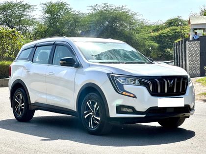 2023 Mahindra XUV700 MX 5Str