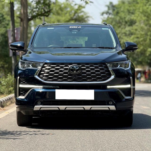 Toyota Innova Hycross ZX Hybrid Second-hand 2024 Toyota Innova Hycross ZX Hybrid for sale in New Delhi