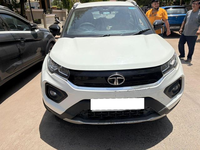 Tata Nexon XZ 2020-2022 Second-hand 2021 Tata Nexon XZ 2020-2022 for sale in Ahmedabad