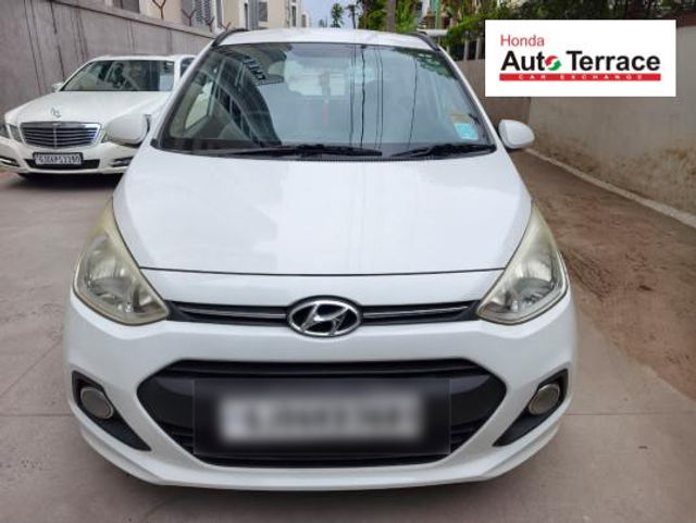 Hyundai Grand i10 1.2 CRDi Sportz Second-hand 2016 Hyundai Grand i10 1.2 CRDi Sportz for sale in Vadodara