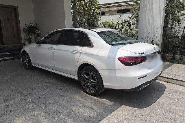 Mercedes-Benz E-Class Exclusive E 220d Second-hand 2023 Mercedes-Benz E-Class Exclusive E 220d for sale in Hyderabad