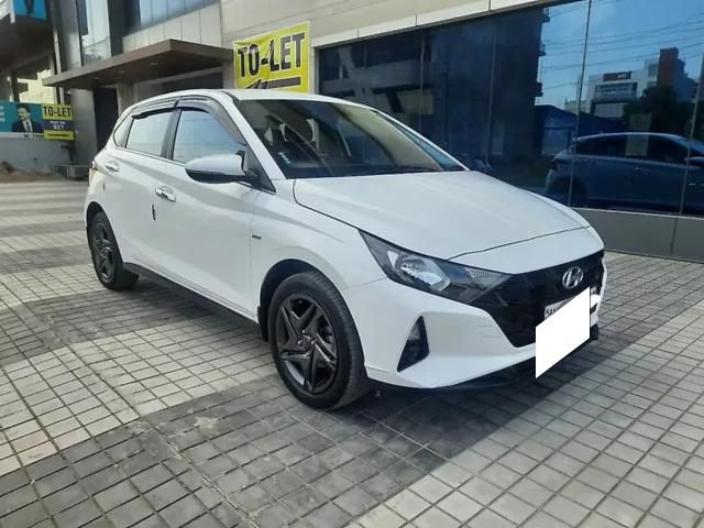 Hyundai i20 Sportz IVT Second-hand 2023 Hyundai i20 Sportz IVT for sale in Chandigarh
