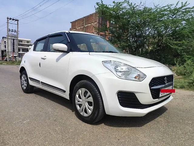 Maruti Suzuki Swift VXI Second-hand 2021 Maruti Suzuki Swift VXI for sale in Chandigarh