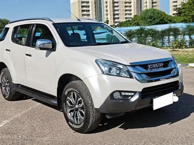 Isuzu MU-X 4X4 Second-hand 2017 Isuzu MU-X 4X4 for sale in Chandigarh