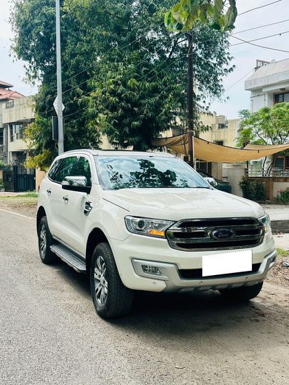 2018 Ford Endeavour 3.2 Titanium AT 4X4