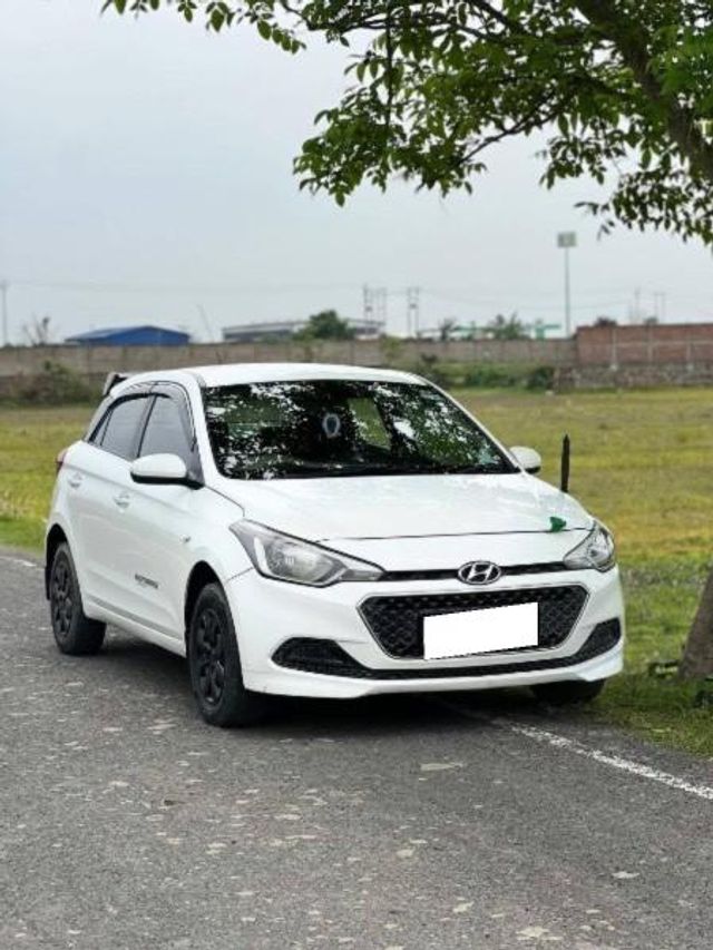 Hyundai i20 Magna 1.2 Second-hand 2016 Hyundai i20 Magna 1.2 for sale in Nagaon