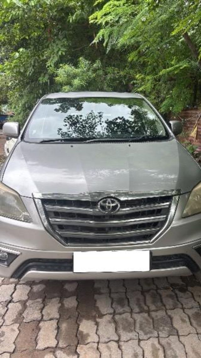 Toyota Innova 2.5 G (Diesel) 8 Seater BS IV Second-hand 2016 Toyota Innova 2.5 G (Diesel) 8 Seater BS IV for sale in Kanpur