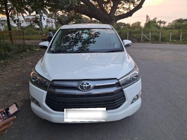 Toyota Innova Crysta 2.4 G MT BSIV Second-hand 2016 Toyota Innova Crysta 2.4 G MT BSIV for sale in Shimoga