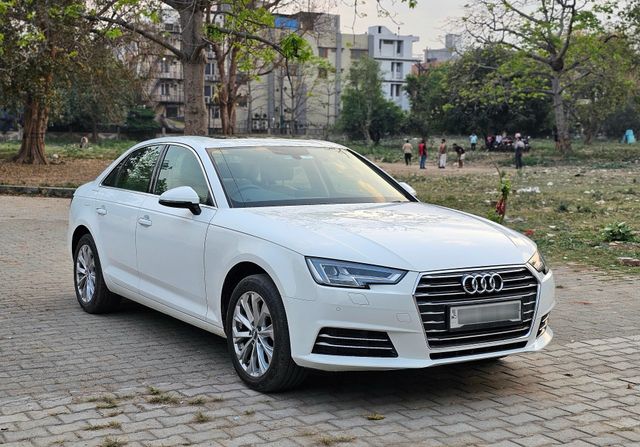 Audi A4 30 TFSI Technology Second-hand 2017 Audi A4 30 TFSI Technology for sale in New Delhi