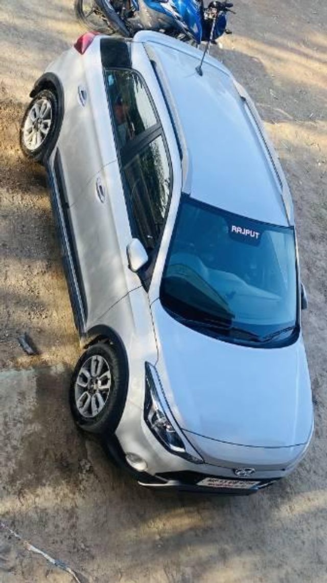 Hyundai i20 Active 1.4 SX Second-hand 2016 Hyundai i20 Active 1.4 SX for sale in Rajgarh