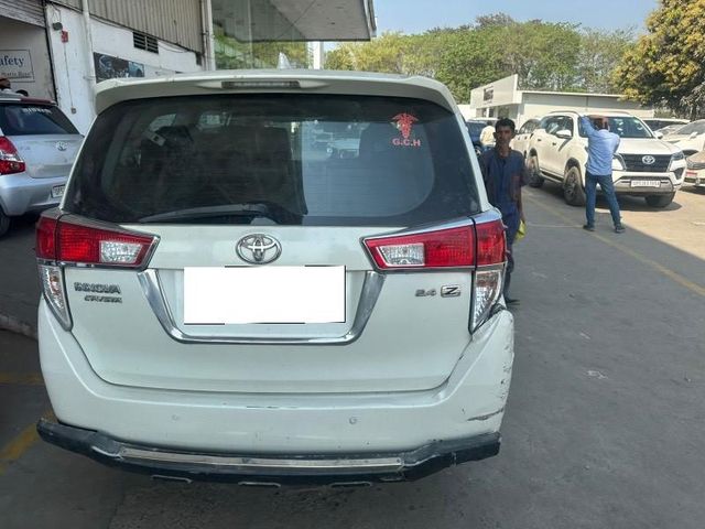 Toyota Innova Crysta 2.4 G MT BSIV Second-hand 2017 Toyota Innova Crysta 2.4 G MT BSIV for sale in Barhalganj