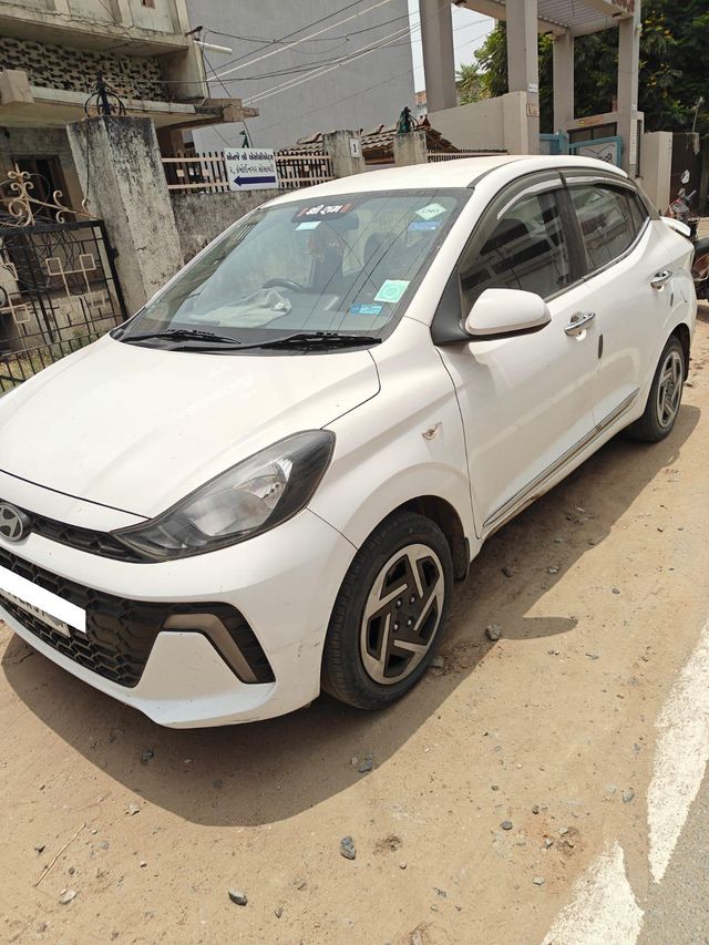 Hyundai Aura S CNG Second-hand 2023 Hyundai Aura S CNG for sale in Ahmedabad