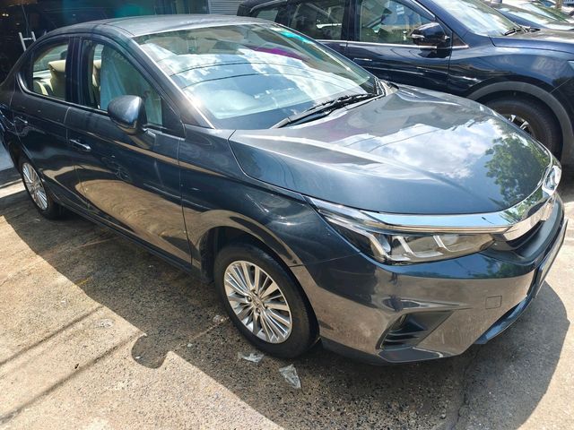 Honda City V CVT Second-hand 2022 Honda City V CVT for sale in New Delhi