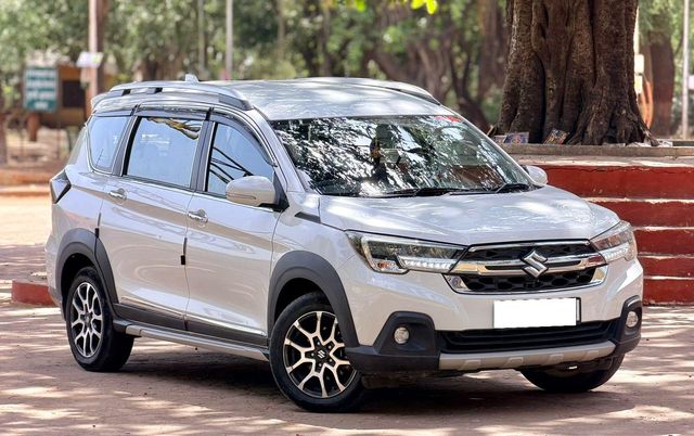 Second-hand 2023 Maruti Suzuki XL6 Zeta CNG for sale in Pune