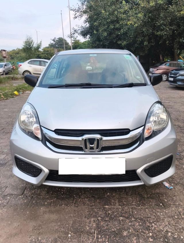 Honda Brio 1.2 E MT Second-hand 2018 Honda Brio 1.2 E MT for sale in New Delhi