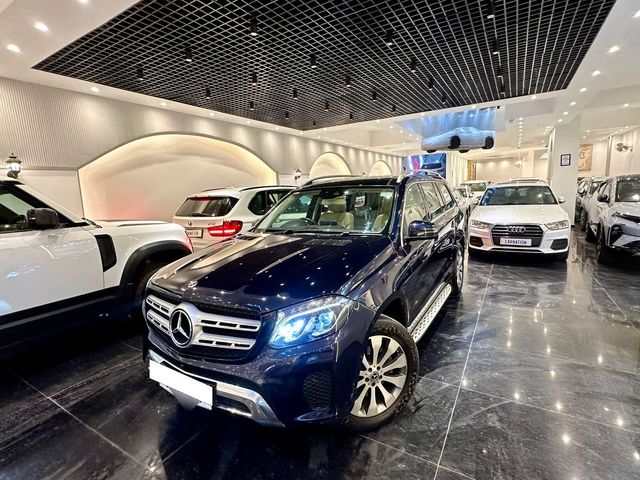 Mercedes-Benz GLS 350d 4MATIC Second-hand 2018 Mercedes-Benz GLS 350d 4MATIC for sale in New Delhi