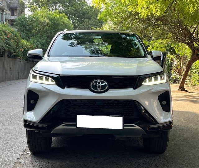 Second-hand 2024 Toyota Fortuner 4X2 Diesel AT for sale in New Delhi