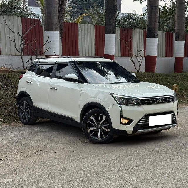 Mahindra XUV300 W8 Diesel BSVI Second-hand 2021 Mahindra XUV300 W8 Diesel BSVI for sale in Nashik