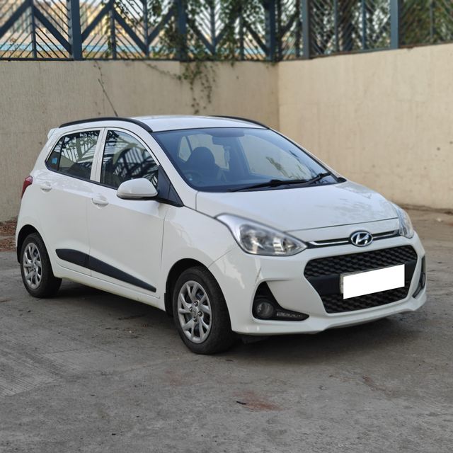 Hyundai Grand i10 Sportz Petrol BSIV Second-hand 2020 Hyundai Grand i10 Sportz Petrol BSIV for sale in Navi Mumbai