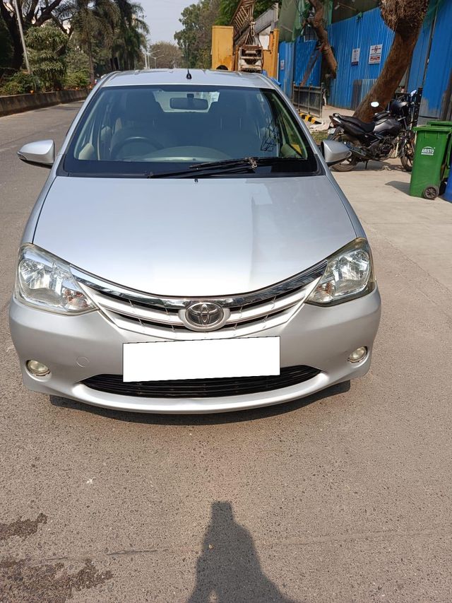Second-hand 2013 Toyota Etios V for sale in Mumbai