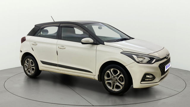 Hyundai i20 1.2 Asta Dual Tone Second-hand 2018 Hyundai i20 1.2 Asta Dual Tone for sale in Thane