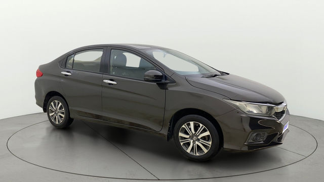 Honda City i-VTEC V Second-hand 2018 Honda City i-VTEC V for sale in Ahmedabad