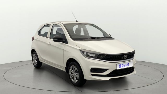 Second-hand 2022 Tata Tiago XT CNG BSVI for sale in Lucknow