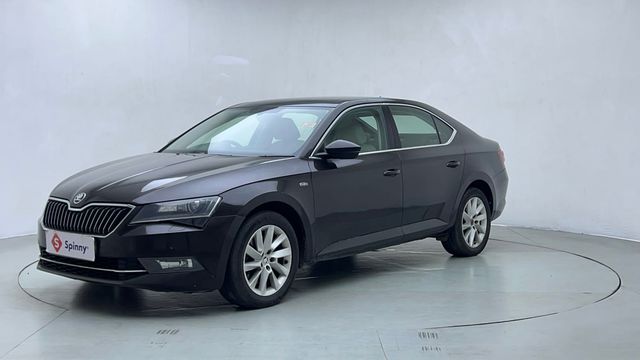 Second-hand 2016 Skoda Superb LK 2.0 TDI AT for sale in Mumbai