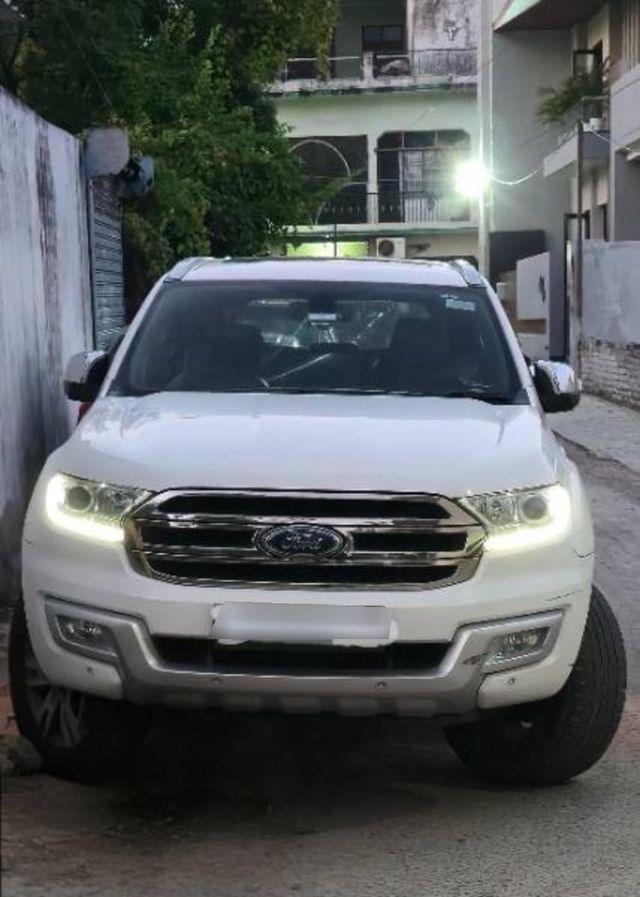 Ford Endeavour 3.2 Titanium AT 4X4 Second-hand 2017 Ford Endeavour 3.2 Titanium AT 4X4 for sale in Hoshiarpur