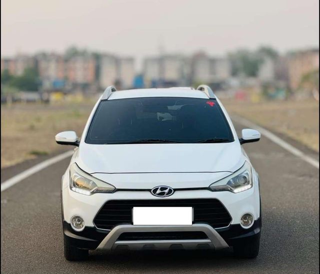 Hyundai i20 Active 1.4 SX Second-hand 2016 Hyundai i20 Active 1.4 SX for sale in Nashik