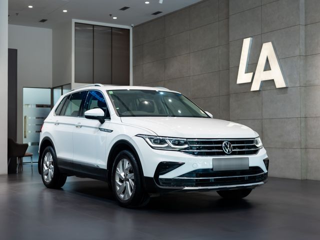 Volkswagen Tiguan 2.0 TSI Elegance BSVI Second-hand 2022 Volkswagen Tiguan 2.0 TSI Elegance BSVI for sale in Kolkata