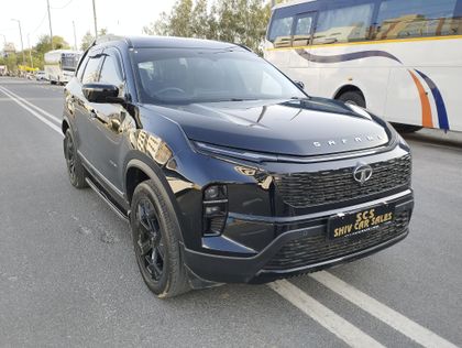 2024 Tata Safari Accomplished Dark