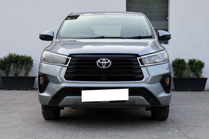 2022 Toyota Innova Crysta 2.4 जी 7 STR